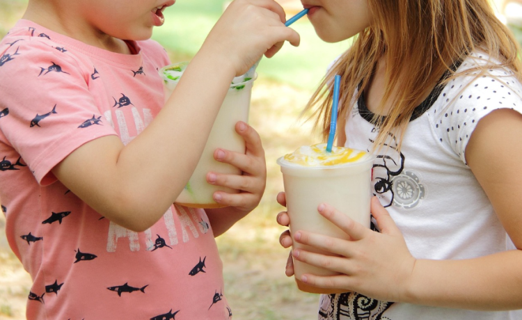 Κορυφώνεται η αγωνία στην Ελλάδα: Πέθανε παιδί που γεννήθηκε από σπέρμα του Δανού
