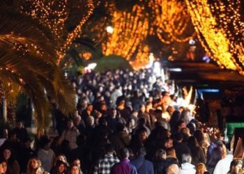 Κυκλοφοριακές ρυθμίσεις στην πλατεία Συντάγματος και στο Πεδίον του Άρεως, λόγω εορταστικών εκδηλώσεων