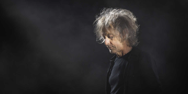 Πέθανε ο κιθαρίστας των The Cure, Πέρι Μπαμόντε