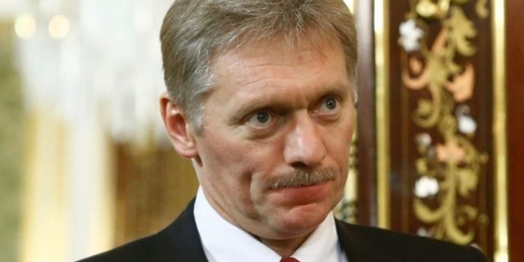 Πεσκόφ για νέο ειρηνευτικό σχέδιο Ζελένσκι: «Ουδέν σχόλιο»