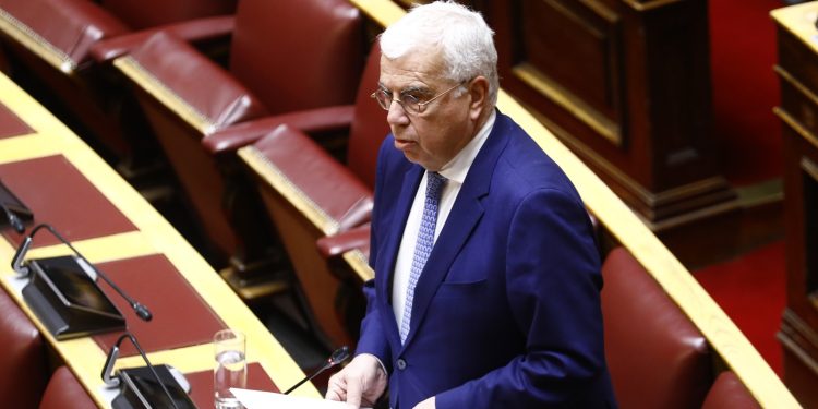 Για εκβιασμό της κυβέρνησης από τους αγρότες μίλησε ο Σιμόπουλος – Αντιδράσεις από την αντιπολίτευση