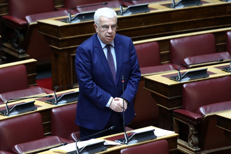 Σιμόπουλος: Aπό τις επιθέσεις στο… άρθρο 12