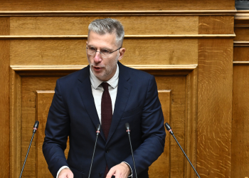 Επίθεση στους αγρότες από τον Σκέρτσο – Κάνει λόγο για «αγροτικό Grexit»