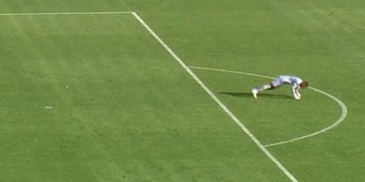 Κατέρρευσε ξαφνικά ο τερματοφύλακας του Σουδάν στον αγωνιστικό χώρο (βίντεο)