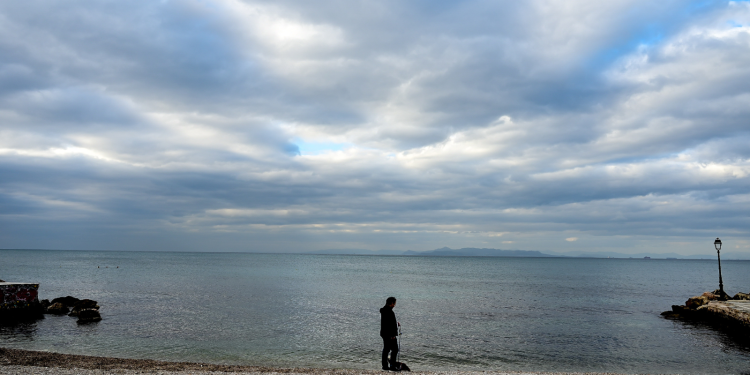 Αλλάζει το σκηνικό του καιρού – Νέα πτώση της θερμοκρασίας και ισχυροί άνεμοι