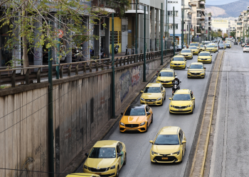 Κακοκαιρία Byron: Αναστέλλεται η αυριανή απεργία των ταξί στην Αττική