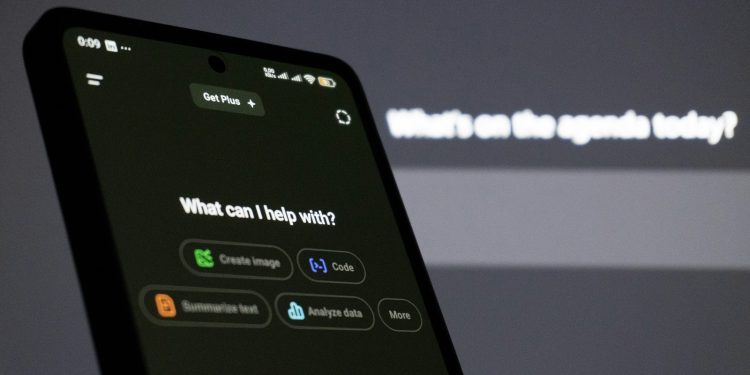 Πώς χάθηκαν εκατομμύρια συνομιλίες με AI