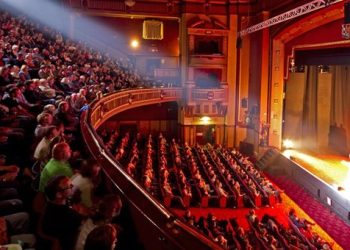 Ρολά κατεβάζουν τα θέατρα το Σάββατο – Τι διεκδικούν ηθοποιοί και εργαζόμενοι