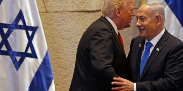 Τραμπ: Ο Νετανιάχου θα του δώσει βραβείο ειρήνης από το Ισραήλ – Δηλώνει «συγκινημένος» γι’ αυτό