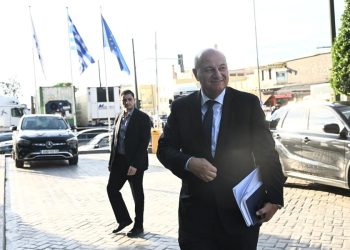 Μπλόκα: Χωρίς λευκό καπνό η κυβερνητική συνάντηση με τους αγρότες της Κρήτης (βίντεο)