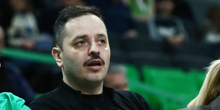 Σάλος στα social media: Η ανάρτηση του Αλέξανδρου Τσουβέλα που θεωρήθηκε «προσβλητική»