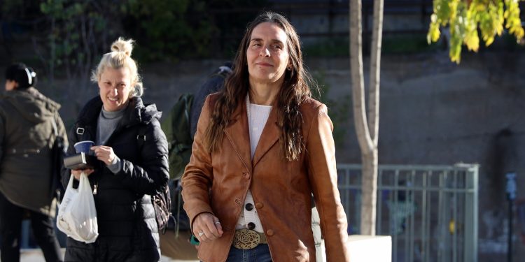 Τυχεροπούλου: «Προσπάθησα να διαφυλάξω τα συμφέροντα αγροτών» – Συζητήθηκε η υπόθεσή της στο Πρωτοδικείο (βίντεο)