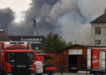 Νύχτα κόλασης στην Ουκρανία: Σφοδρές αεροπορικές επιθέσεις σε Κίεβο και Οδησσό – Μαζικά πλήγματα σε ενεργειακές υποδομές από ρωσικά drones