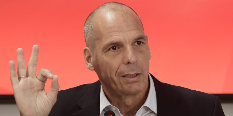 Άρθρο του Γιάνη Βαρουφάκη στο Nonpapers.gr: Το 2025 κι οι τρεις μεγάλες ανατροπές που έπληξαν ανεπανόρθωτα την Ευρώπη