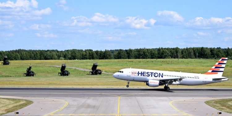 Λιθουανία: Κλειστό το αεροδρόμιο του Βίλνιους λόγω «ύποπτων μπαλονιών»