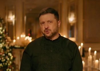 Χριστουγεννιάτικο μήνυμα Ζελένσκι για «ειρήνη και… τον θάνατο του Πούτιν»