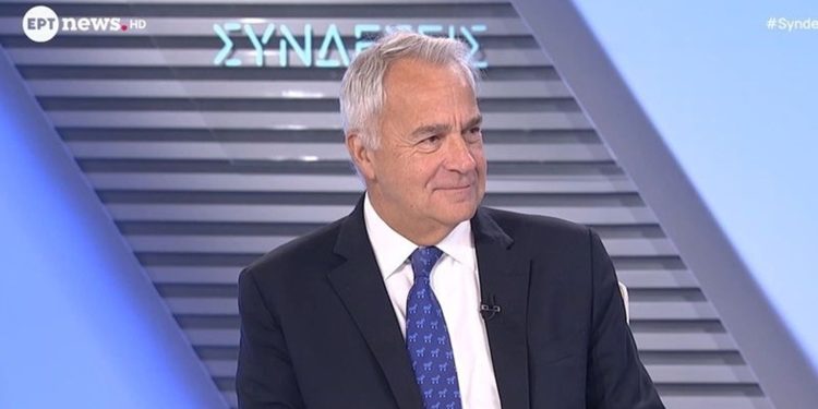 Μάκης Βορίδης: «Έχετε ξαναδεί τόσο άνετη Εξεταστική; Τι παραπάνω θα ήθελε κανείς;»