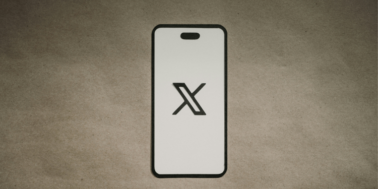 Πρόστιμο στο X για το «μπλε σήμα» και παραπλανητικές διαφημίσεις