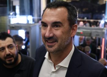 Απόφαση της ΠΓ της Νέας Αριστεράς με αιχμές κατά Τσίπρα – Υπέρ και η ομάδα Χαρίτση, καταψήφισε ο Μπίστης