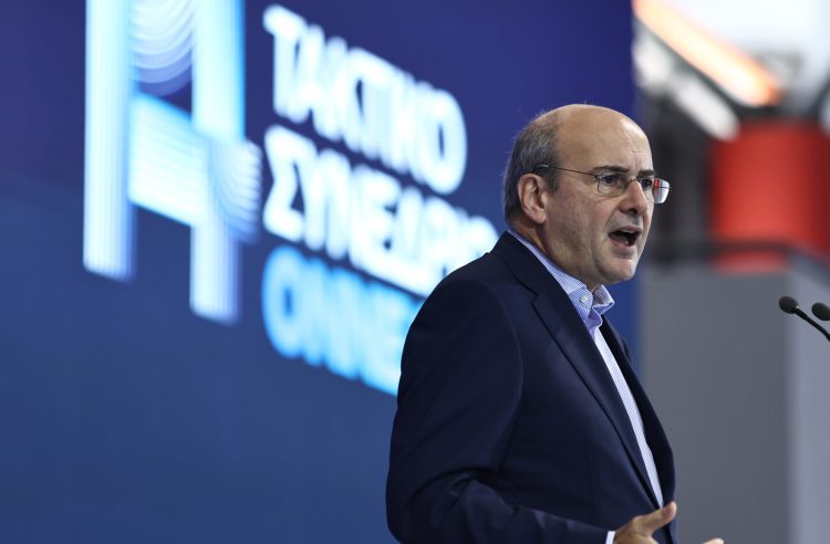 Κούβελας–Χατζηδάκης: κάθε συνάντηση ξεκινά με… ΔΑΠ Stories