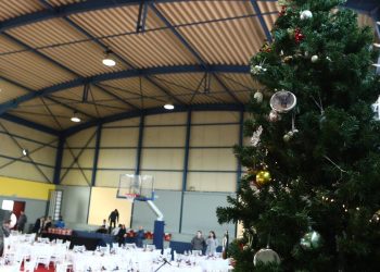 Ο Δήμος Αθηναίων στρώνει χριστουγεννιάτικο τραπέζι για τις ευάλωτες ομάδες