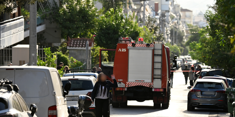 Συναγερμός στην Κυψέλη για ύποπτο δέμα – Διεκόπη η κυκλοφορία στη Δροσοπούλου