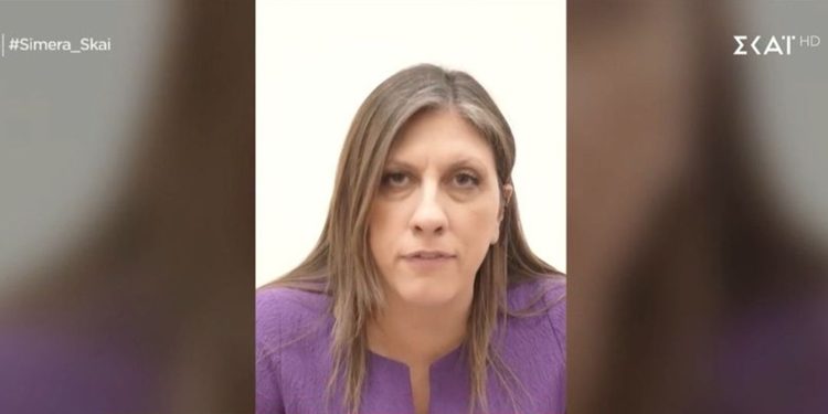 Η στιγμή που η Ζωή Κωνσταντοπούλου καλεί το 100 για να καταθέσει για τον «Φραπέ» (βίντεο)