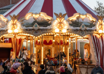 Τι να δείτε και πως να περάσετε φέτος στα χριστουγεννιάτικα χωριά της Αθήνας