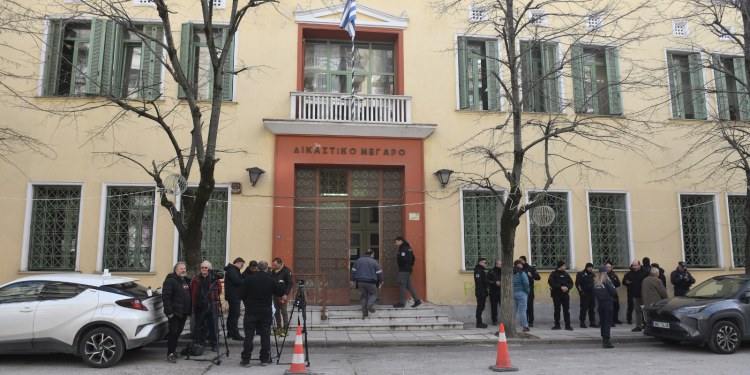 Δολοφονία 17χρονου στις Σέρρες: Εισαγγελική έρευνα για τις συνθήκες διαβίωσης του 16χρονου δράστη (βίντεο)