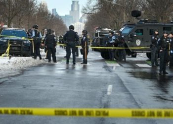 Διαδηλώσεις και οργή μετά τη δολοφονία γυναίκας στη Μινεάπολη από αστυνομικό της Υπηρεσίας Μετανάστευσης