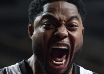 Μία ανάσα από τον Ολυμπιακό ο Ταϊρίκ Τζόοουνς