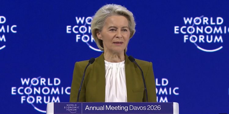 Η Φον ντερ Λάιεν στέλνει μήνυμα αποφασιστικότητας προς την Ουάσινγκτον (βίντεο)