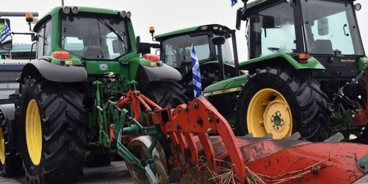 Αγρότες: Κλείνουν και τα δύο ρεύματα στα διόδια Μαλγάρων και ο κόμβος Τρίγλιας στη Χαλκιδική