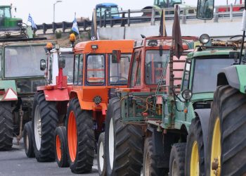 Κλιμακώνουν οι αγρότες με 48ωρους αποκλεισμούς μετά την κοροϊδία της κυβέρνησης με την εξειδίκευση των μέτρων