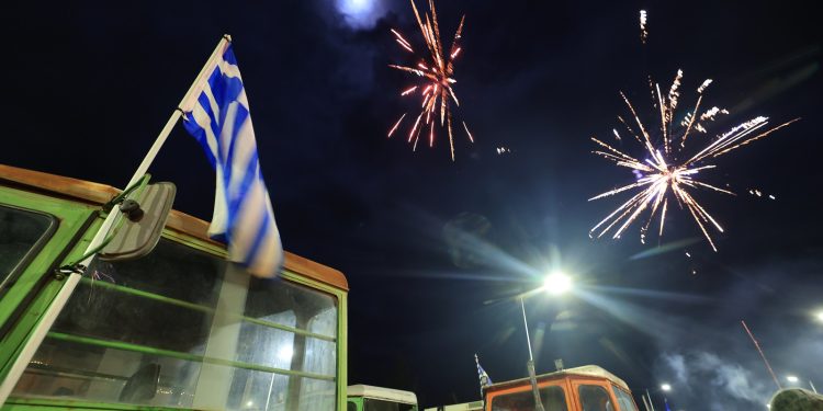 Πρωτοχρονιά στα μπλόκα για τους αγρότες – Την Κυριακή οι αποφάσεις με «εκπλήξεις»