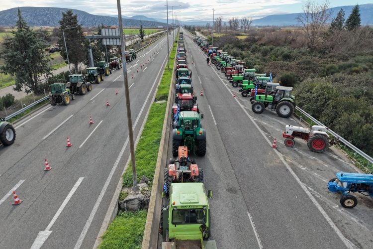 Αποκάλυψη nonpapers.gr: «Τα συζητάμε όλα από την αρχή» διαμήνυσε το Μαξίμου στους αγρότες