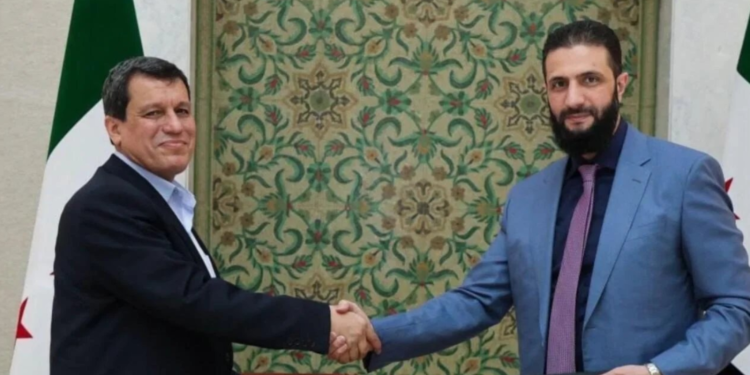 Συρία: Κατάπαυση του πυρός υπέγραψαν Αλ Σάρα και Κούρδοι