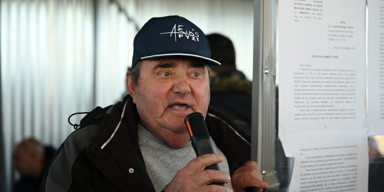 Χαμός με Ανεστίδη μετά τα «γαλλικά» για τον πρωθυπουργό – «Κόβεται» από τη συνάντηση στο Μαξίμου (βίντεο)