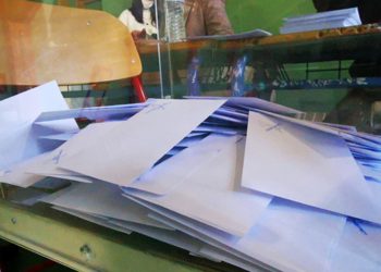 Σε ποια κόμματα ποντάρει η Νέα Δημοκρατία για την επιστολική ψήφο των αποδήμων