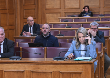 ΟΠΕΚΕΠΕ: Σύγκρουση για «ζούγκλα και χάος» στην Εξεταστική