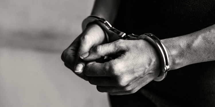 Κρήτη: Στη φυλακή ο 54χρονος που κακοποιούσε σεξουαλικά τις κόρες του