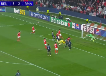Το buzzer beater του τερματοφύλακα της Μπενφίκα με τη Ρεάλ που έστειλε τους Πορτογάλους στα νοκ – άουτ του CL (βίντεο)