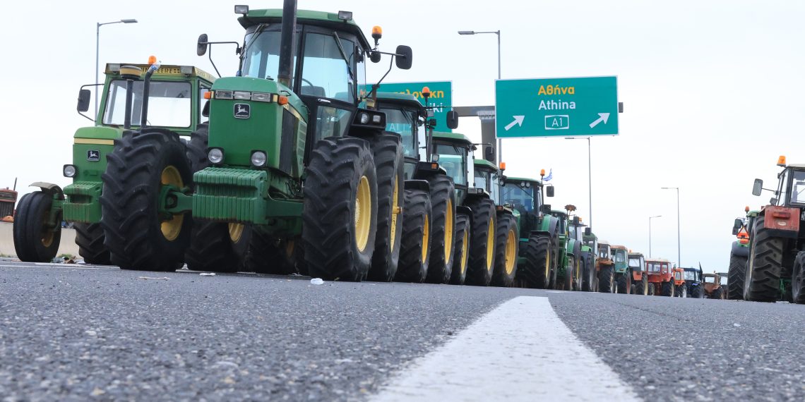 Έκλεισε η συνάντηση των αγροτών με τον πρωθυπουργό – Ανοίγουν τα μπλόκα σε όλη τη χώρα