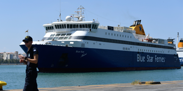 Τήνος: Απαγορευτικό απόπλου το Σάββατο 3/1 από Πειραιά και Ραφήνα