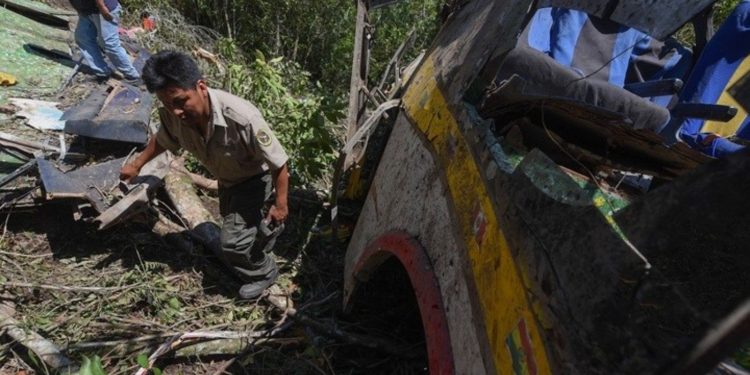 Τροχαίο στη Βολιβία με 11 νεκρούς – Έφηβος οδηγούσε το μίνι μπας των θυμάτων