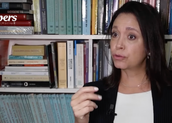 Μια συνέντευξη με τη Μαρία Κορίνα Ματσάδο (βίντεο)