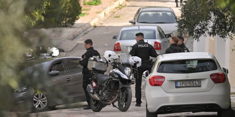 Έγκλημα στη Γλυφάδα: Στη φυλακή ο 46χρονος πατροκτόνος