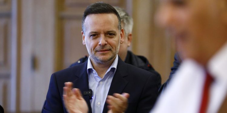 Νέο χτύπημα Δούκα: Λένε μετά τις εκλογές θα είναι άλλο το περιβάλλον, τι θα είμαστε κόμμα kinder έκπληξη; (βίντεο)