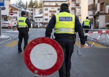 Κινητοποίηση των ελληνικών διπλωματικών αρχών στην Ελβετία μετά την τραγωδία στο Κραν Μοντανά