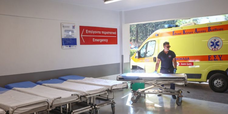 Αντιδράσεις για τοποθετήσεις μη εξειδικευμένων ιατρών στα ΤΕΠ